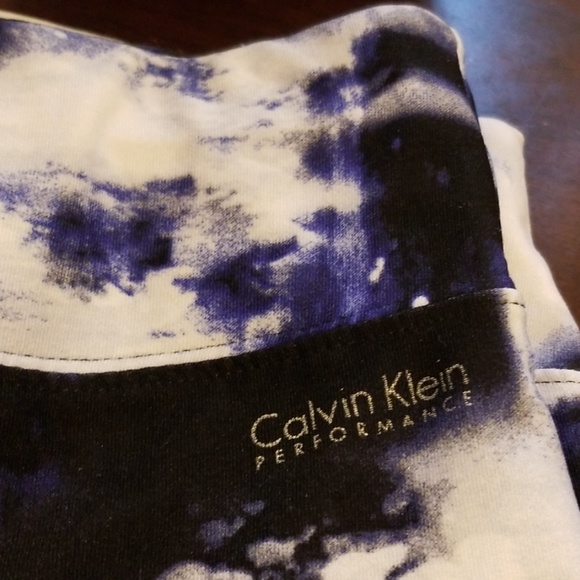 CALVIN KLEIN ๐ QUICK DRY LEGGINGS - Picture 2 of 8